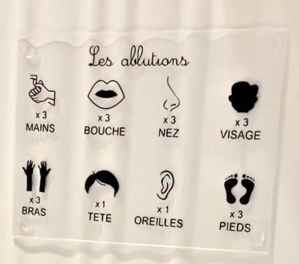 Plaque plexiglas – apprentissage des ablutions